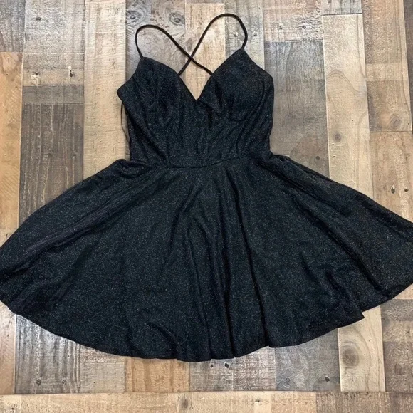 Windsor | Dresses | Windsor Size Medium Black Sparkly Dress | Poshmark Windsor | Dresses | Windsor Size Medium Black Sparkly Dress | Poshmark